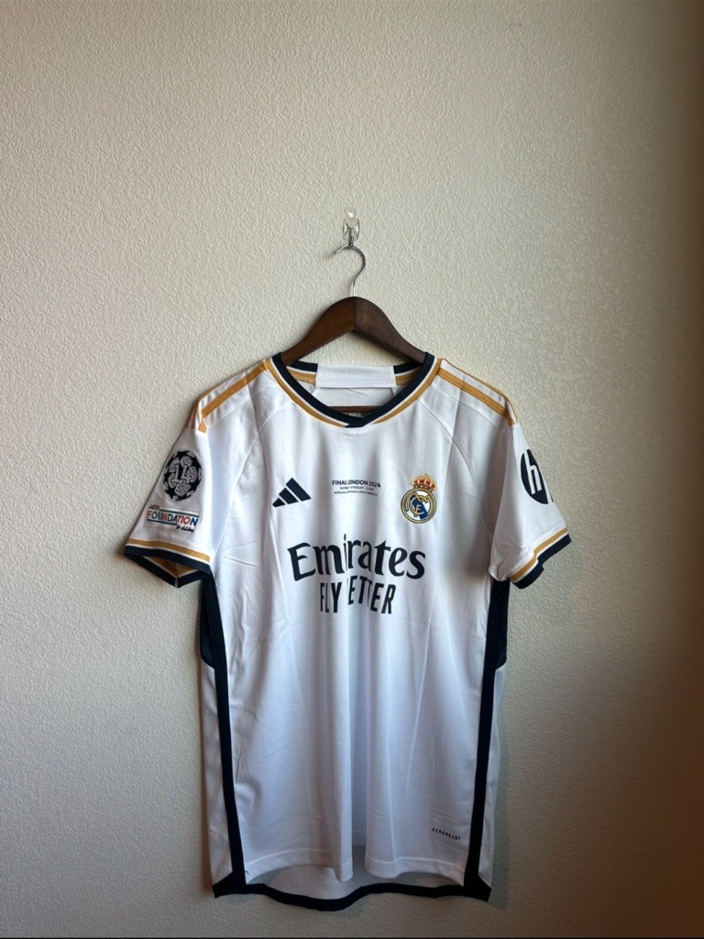 Real Madrid 2023/24 Soccer Jersey - Joselu - UCL Final - Fan version